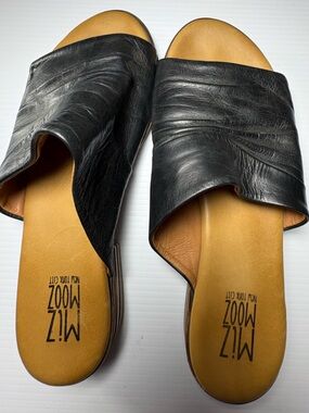 Miz Mooz Black Leather Slide Sandals with Tan Footbed